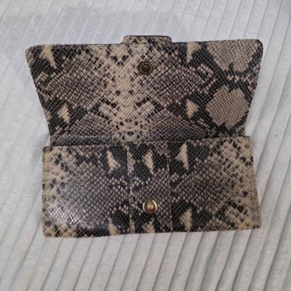 Michael Kors clutch snake leather - Picture 2 of 3